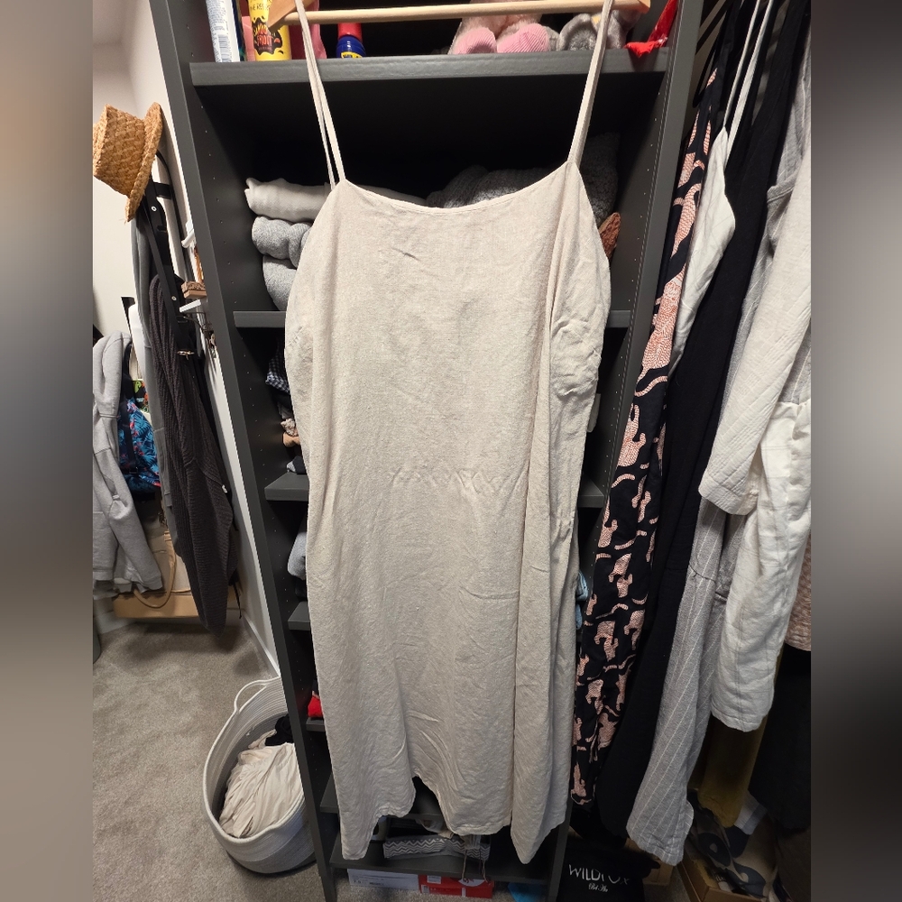 Solig Sample Dress - Maxi - Picture 4 of 4